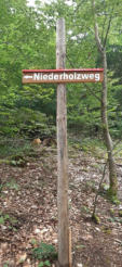 Wegeschilder in Schwaningen